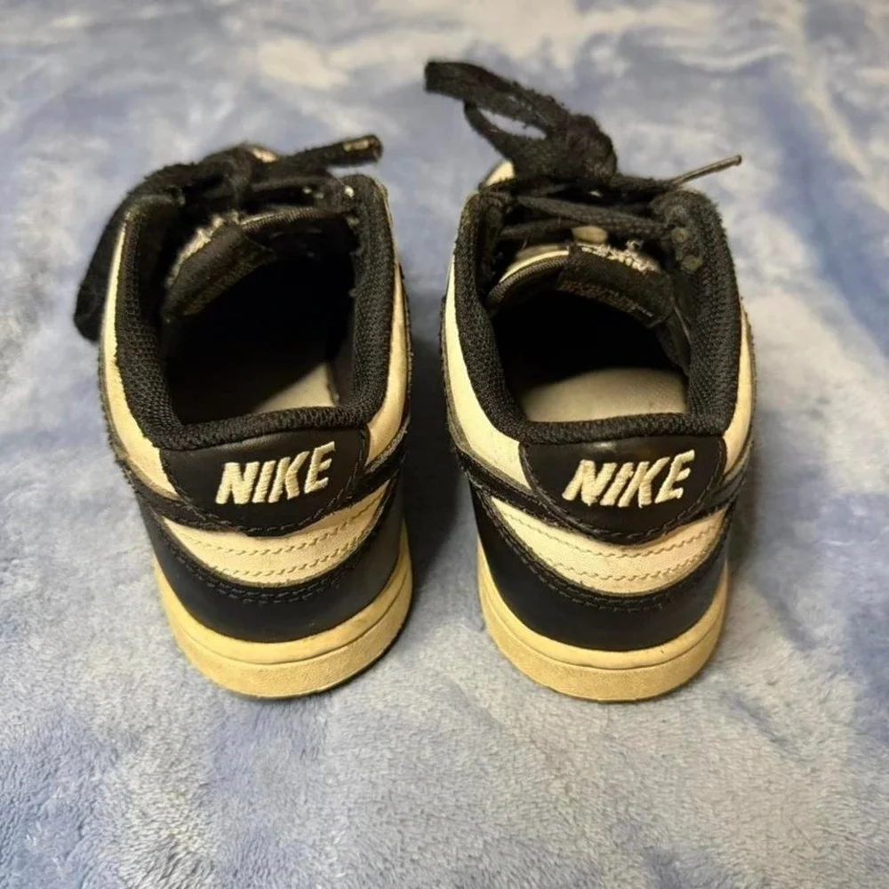 Nike Dunk Low panda‎ black trainers kids size13c